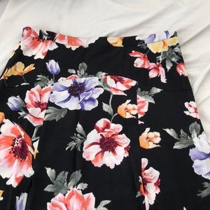 FLORAL MAXI SKIRT